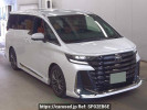 Toyota Vellfire TAHA40W