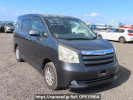 Toyota Noah ZRR70G