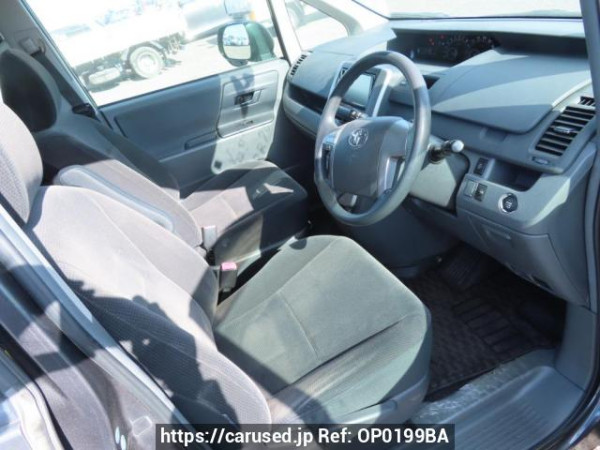 Used 2009 AT toyota noah ZRR70G Image[14]