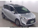 Toyota Sienta NHP170G