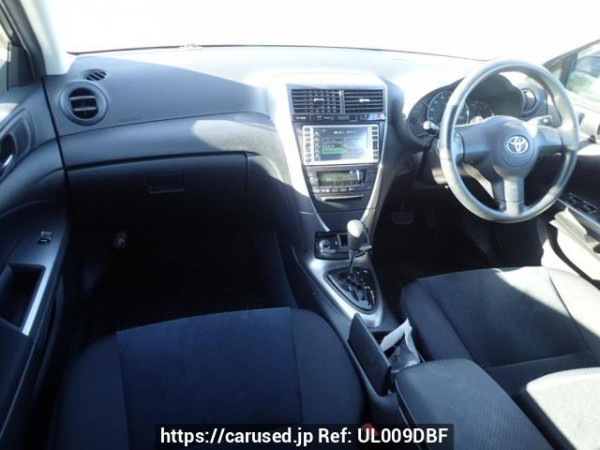 Used 2004 AT toyota caldina ZZT241W Image[13]