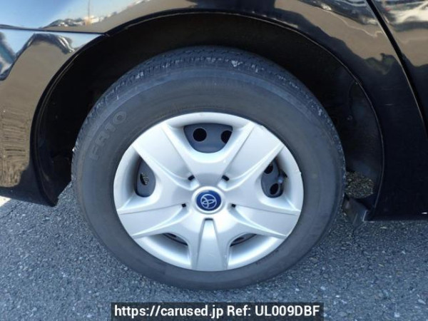 Used 2004 AT toyota caldina ZZT241W Image[22]