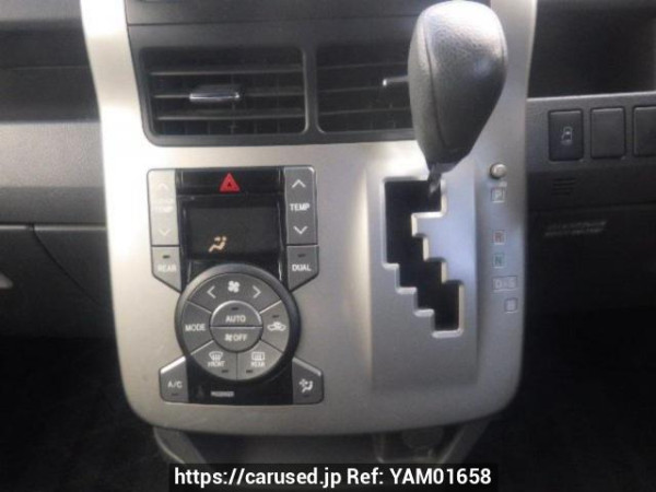 Used 2008 AT toyota noah ZRR70G Image[24]
