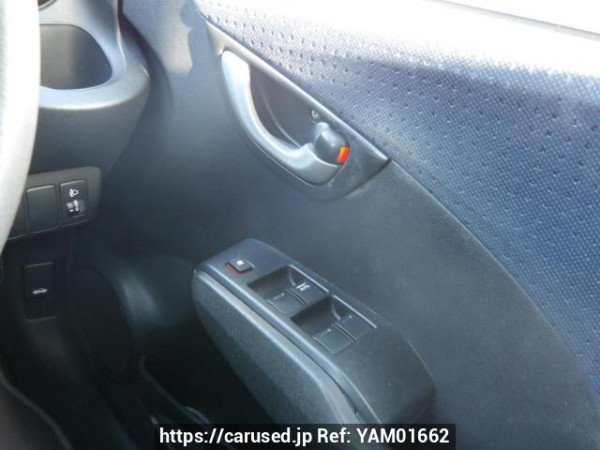 Used 2007 AT honda fit GE6 Image[18]