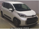 Toyota Sienta MXPC10G