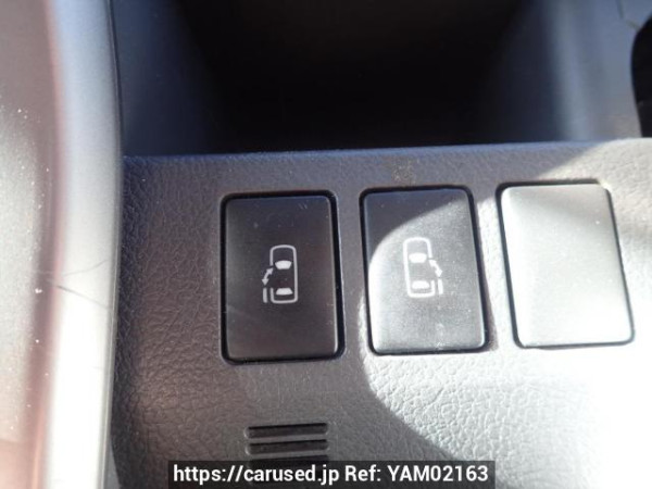 Used 2008 AT toyota voxy ZRR70W Image[22]