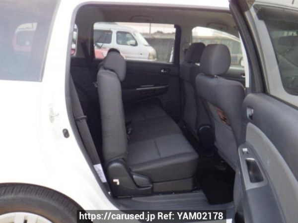 Used 2005 AT toyota wish ZNE10G Image[13]