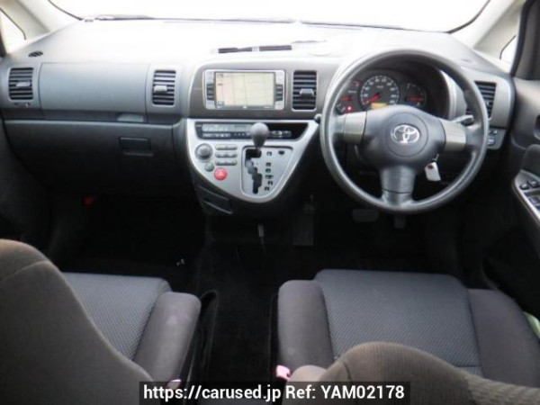 Used 2005 AT toyota wish ZNE10G Image[17]