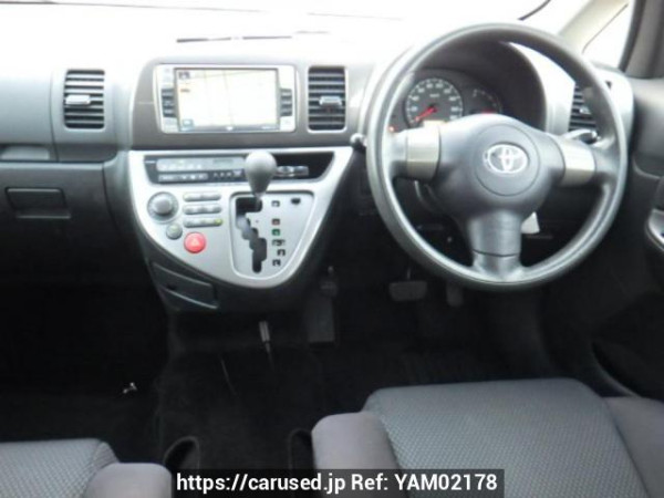 Used 2005 AT toyota wish ZNE10G Image[19]