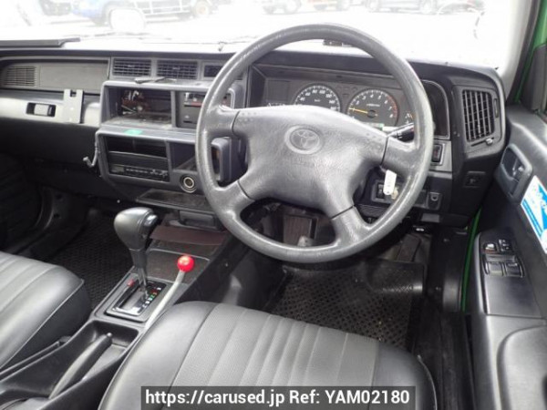 Used 2018 AT toyota crown-comfort TSS10 Image[14]