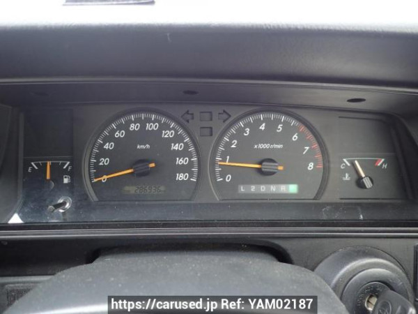 Used 2017 AT toyota crown-comfort TSS10 Image[18]