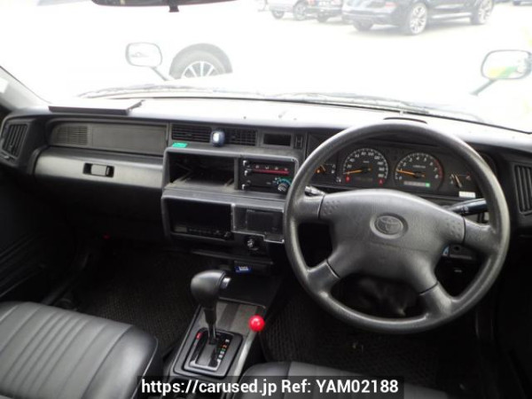 Used 2017 AT toyota crown-comfort TSS10 Image[15]