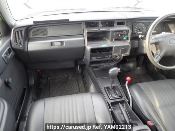 Used 2017 AT toyota crown-comfort TSS10 Image[14]