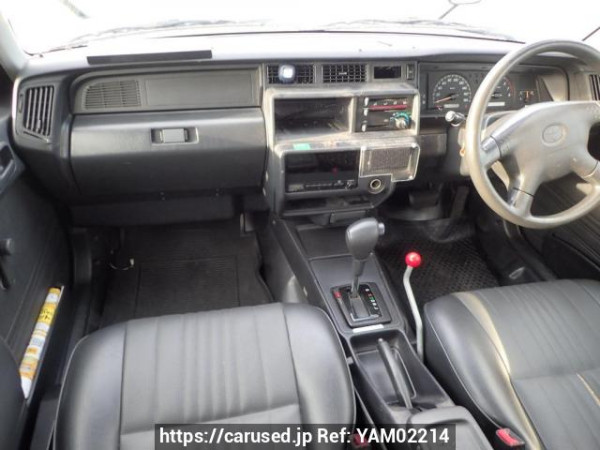 Used 2017 AT toyota crown-comfort TSS10 Image[14]