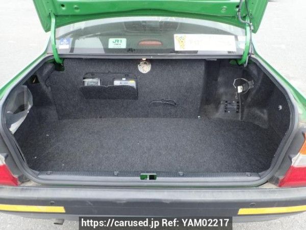 Used 2017 AT toyota crown-comfort TSS10 Image[6]