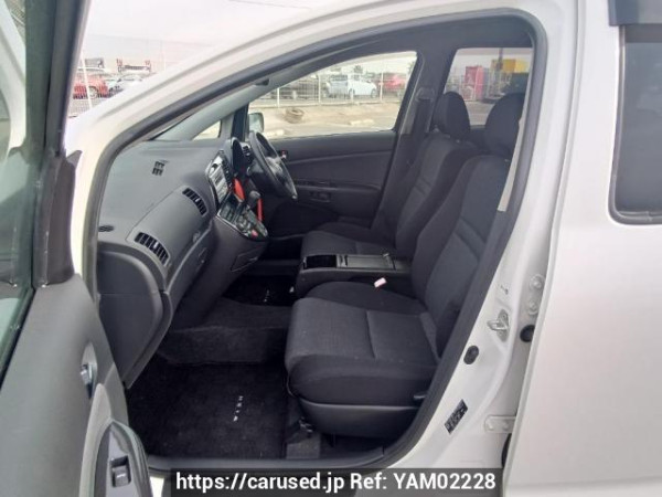Used 2005 AT toyota wish ZNE10G Image[14]