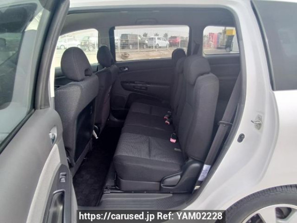 Used 2005 AT toyota wish ZNE10G Image[16]