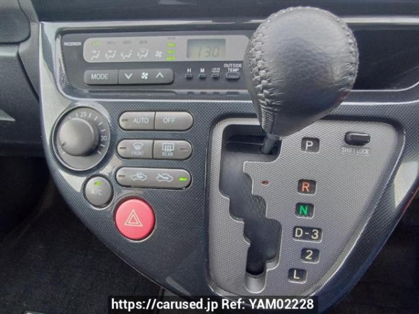 Used 2005 AT toyota wish ZNE10G Image[24]