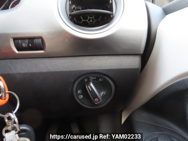 Used 2012 AT volkswagen up AACHY Image[25]