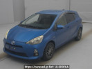 Toyota Aqua NHP10
