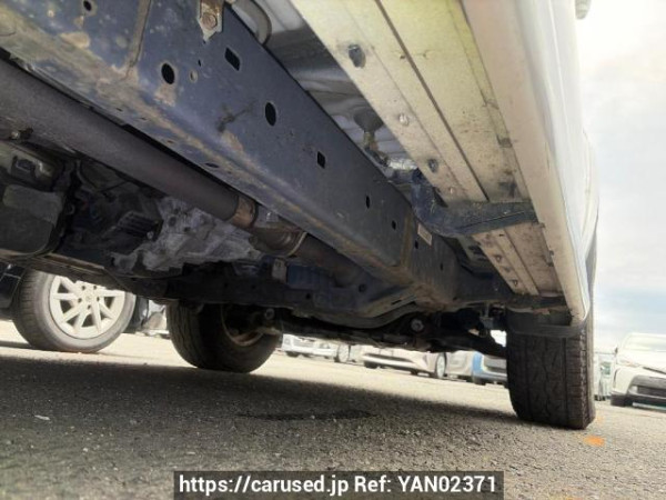 Used 2003 AT toyota hilux-surf RZN215W Image[24]