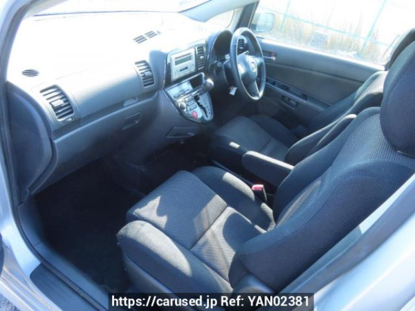 Used 2003 AT toyota wish ZNE10G Image[15]