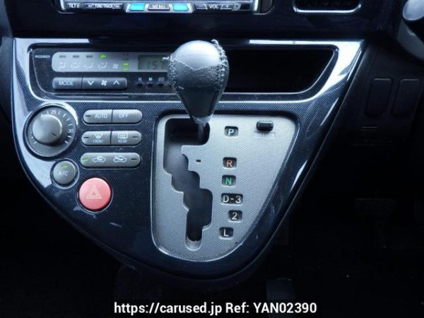 Used 2003 AT toyota wish ZNE10G Image[24]
