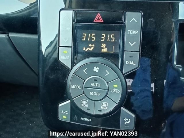 Used 2008 AT toyota voxy ZRR70W Image[25]