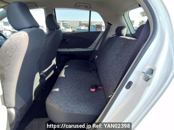 Used 2009 AT toyota vitz KSP90 Image[15]