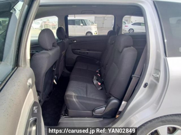 Used 2005 AT toyota wish ZNE10G Image[16]