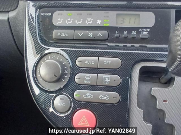 Used 2005 AT toyota wish ZNE10G Image[25]