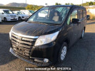 Toyota Noah ZRR80G