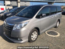 Toyota Noah ZRR80G