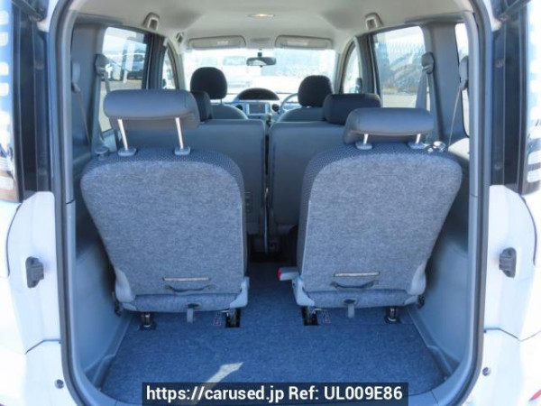 Used 2005 AT toyota sienta NCP81G Image[9]