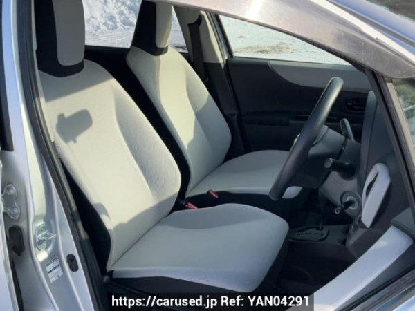Used 2013 AT toyota vitz NSP130 Image[12]