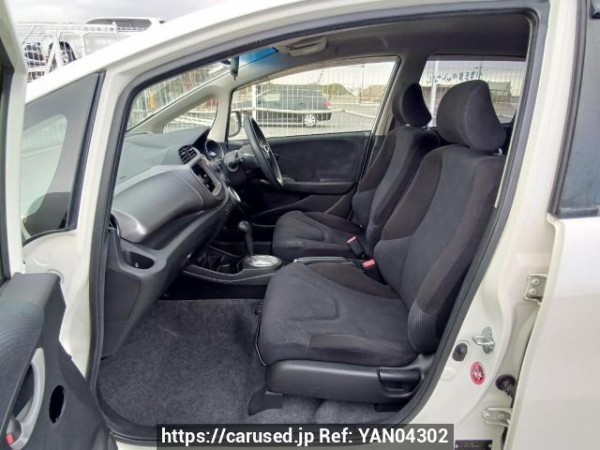 Used 2013 AT honda fit GE6 Image[15]