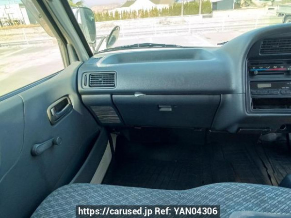 Used 2003 MT toyota hiace-van TRH102V Image[18]