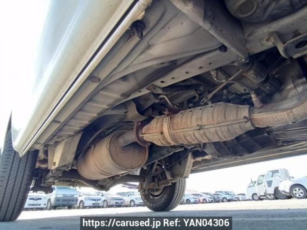 Used 2003 MT toyota hiace-van TRH102V Image[32]