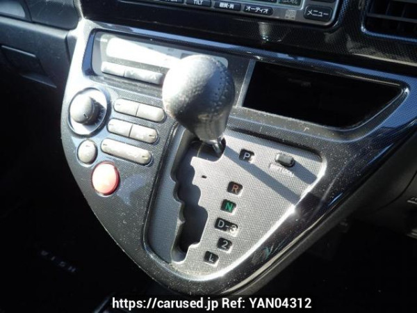 Used 2003 AT toyota wish ZNE14G Image[19]