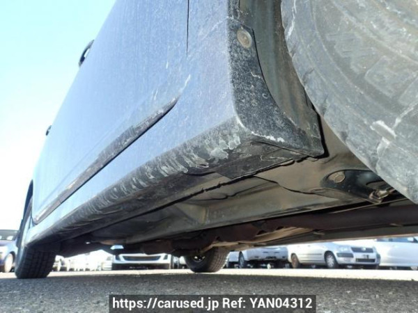 Used 2003 AT toyota wish ZNE14G Image[32]