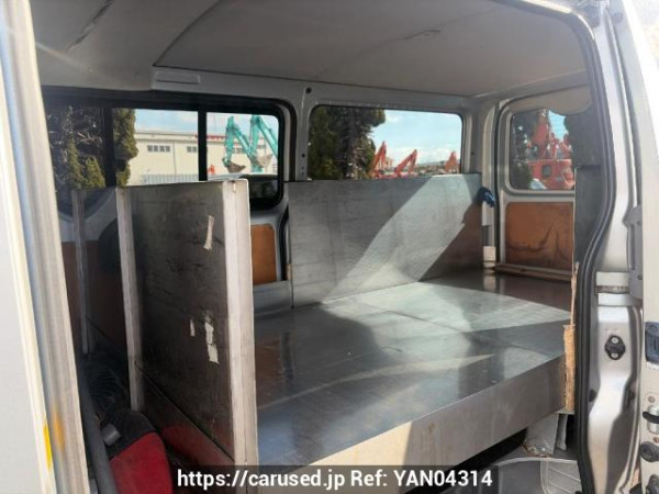 Used 2006 AT toyota regiusace-van TRH200V Image[10]
