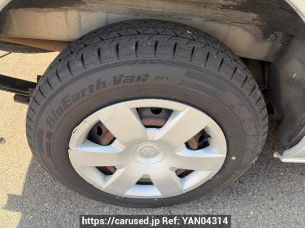 Used 2006 AT toyota regiusace-van TRH200V Image[17]