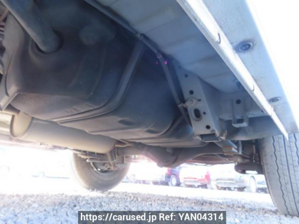 Used 2006 AT toyota regiusace-van TRH200V Image[39]