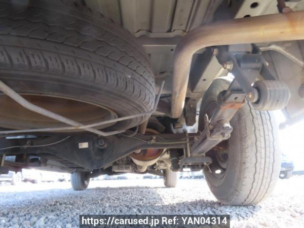 Used 2006 AT toyota regiusace-van TRH200V Image[42]