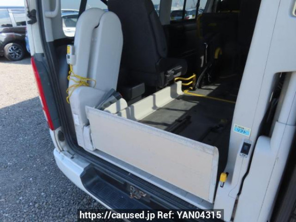 Used 2010 AT toyota regiusace-van TRH200K Image[11]