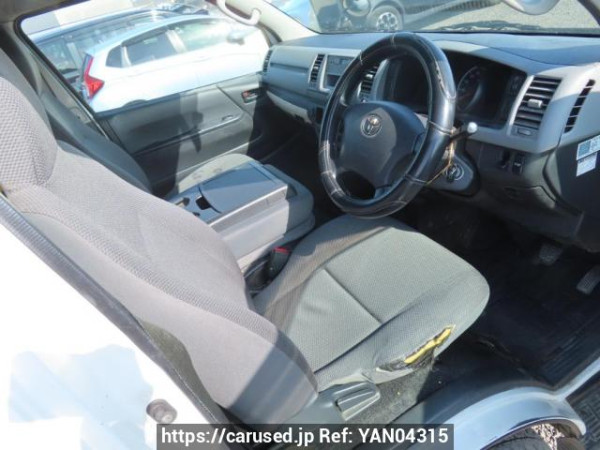 Used 2010 AT toyota regiusace-van TRH200K Image[18]