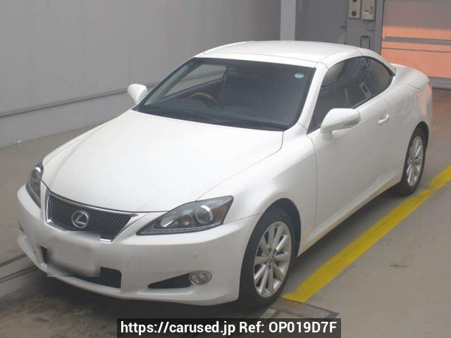 2011 Lexus IS GSE21