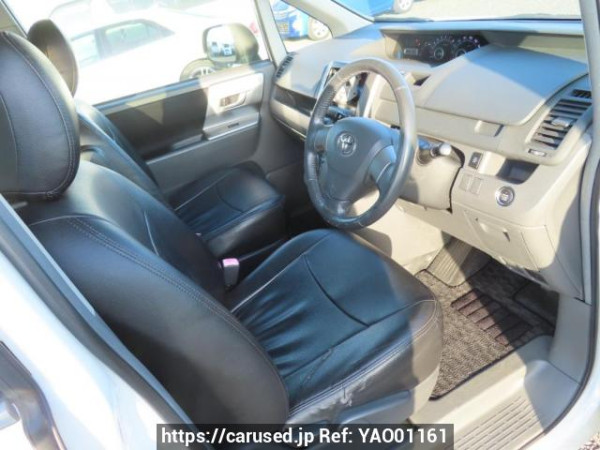 Used 2008 AT toyota voxy ZRR70W Image[14]