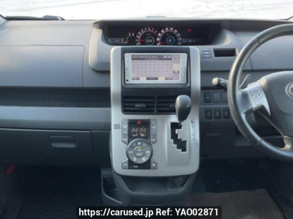 Used 2009 AT toyota noah ZRR75W Image[21]