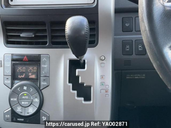 Used 2009 AT toyota noah ZRR75W Image[24]